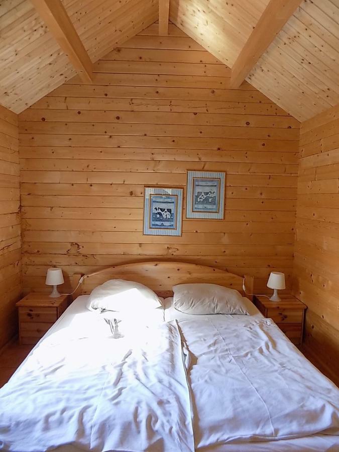 Himmelpfort Ferienhaeuser Am Eichberg Villa Fürstenberg-Havel Esterno foto